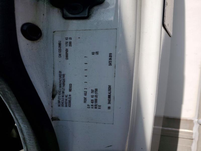 2020 International MV607 BOX Truck