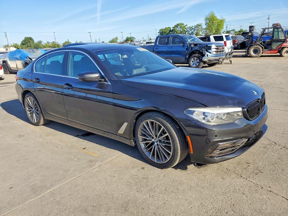 2020 BMW 530 i
