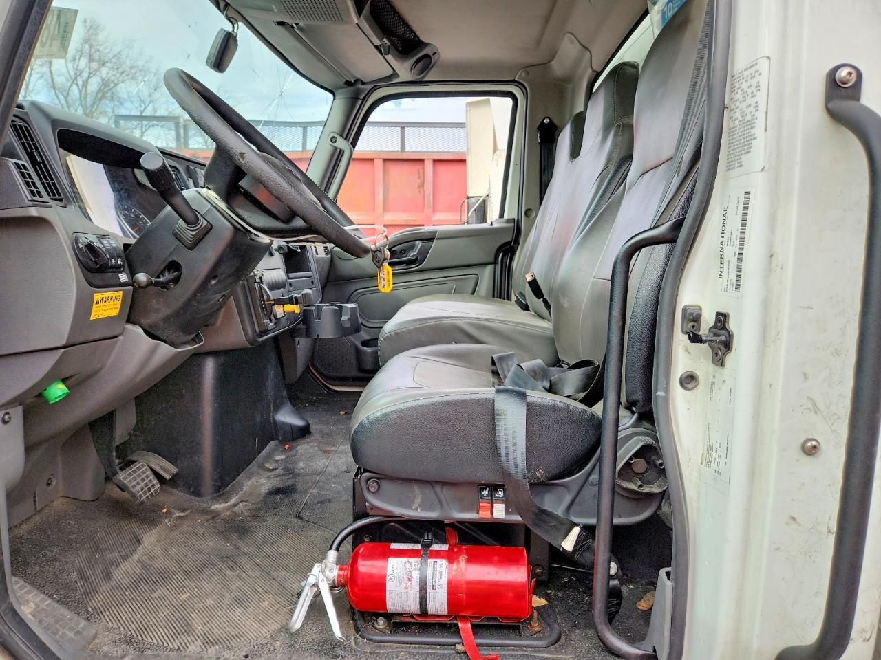 2025 International MV607-BOX Truck