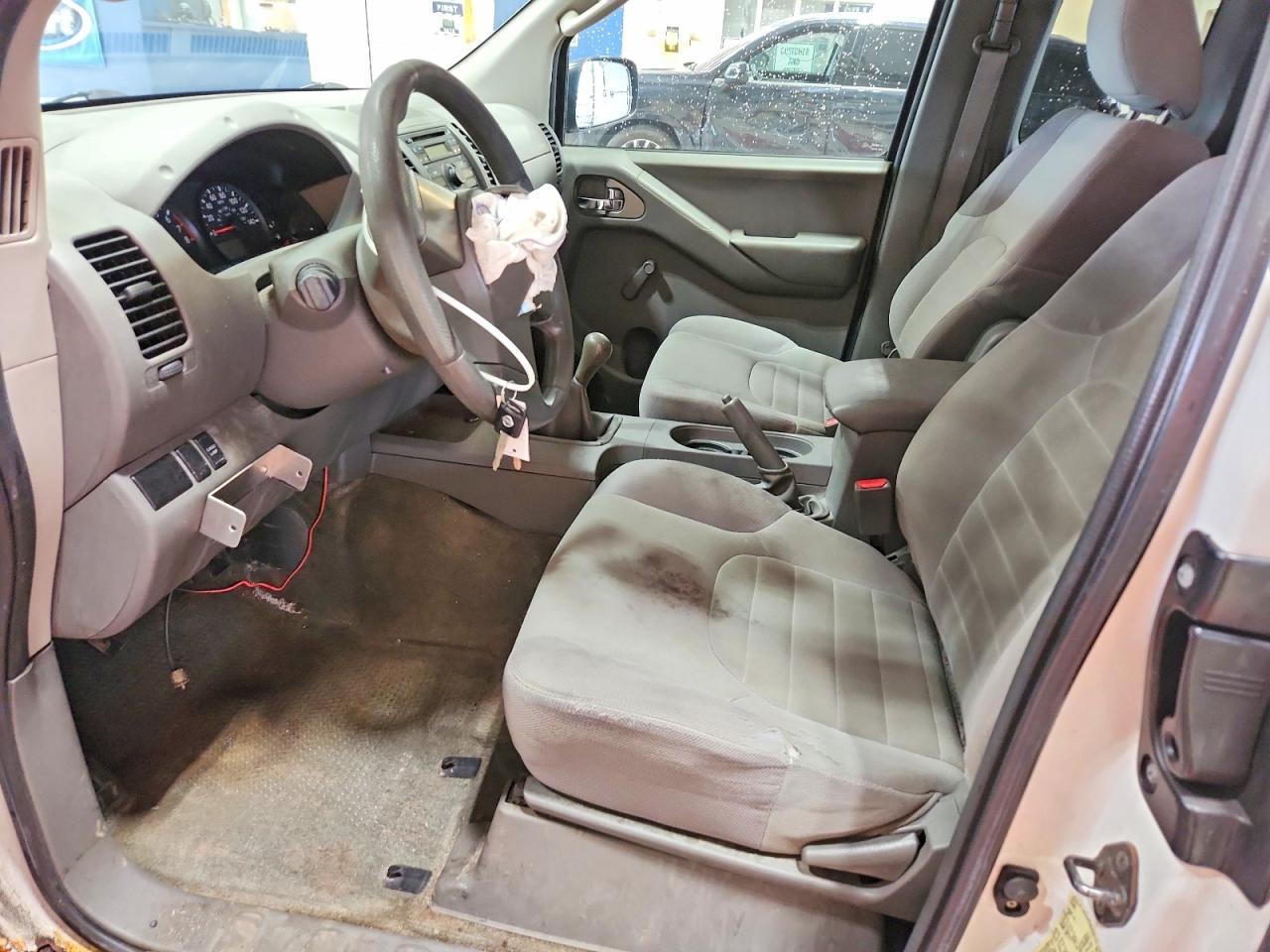 2010 Nissan Frontier XE