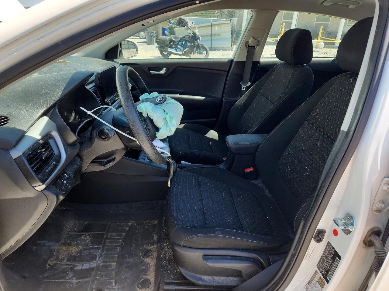 2021 KIA Rio s