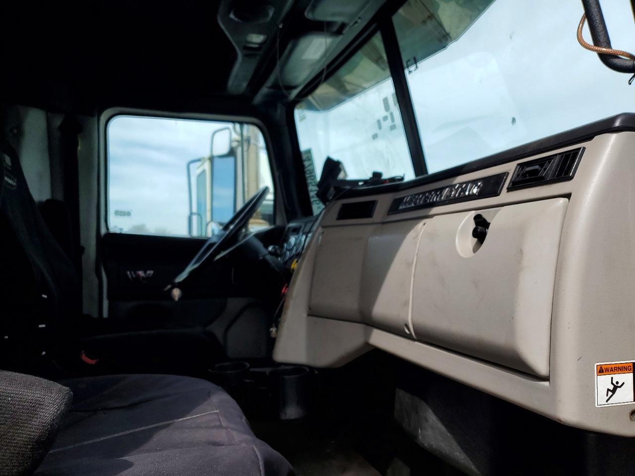 2020 Western Star Conventional 4900 Semi Truck