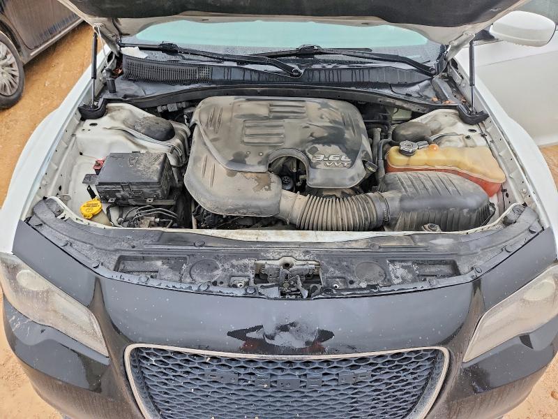 2016 Chrysler 300 Limited