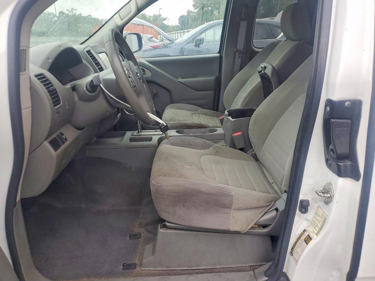 2019 Nissan Frontier S