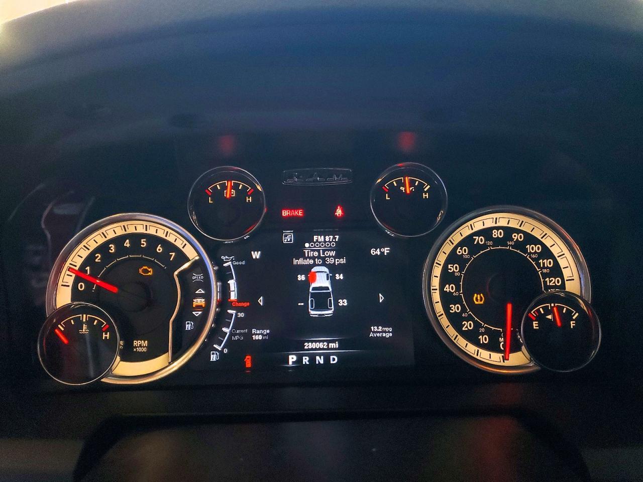 2014 Dodge RAM 1500 SLT