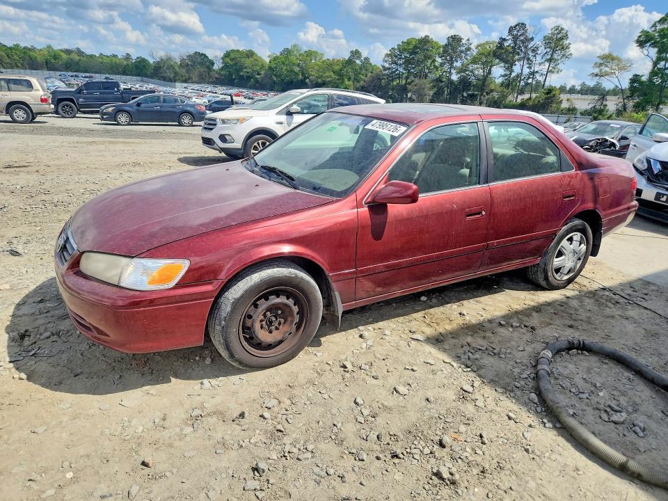 2000 Toyota Camry le