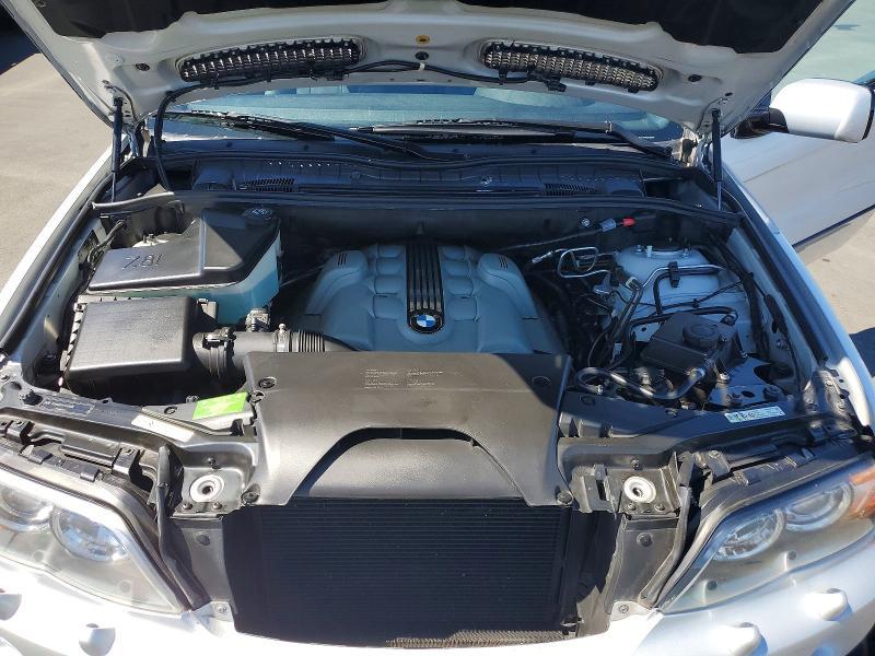 2005 BMW X5 4.8is
