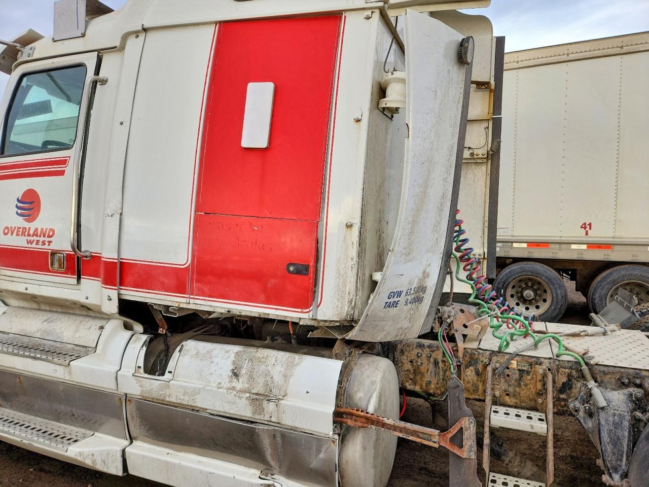 2019 Western Star Conventional Truck AND Trailer