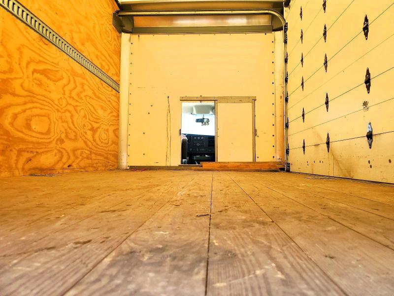 2021 Chevrolet Express BOX Truck