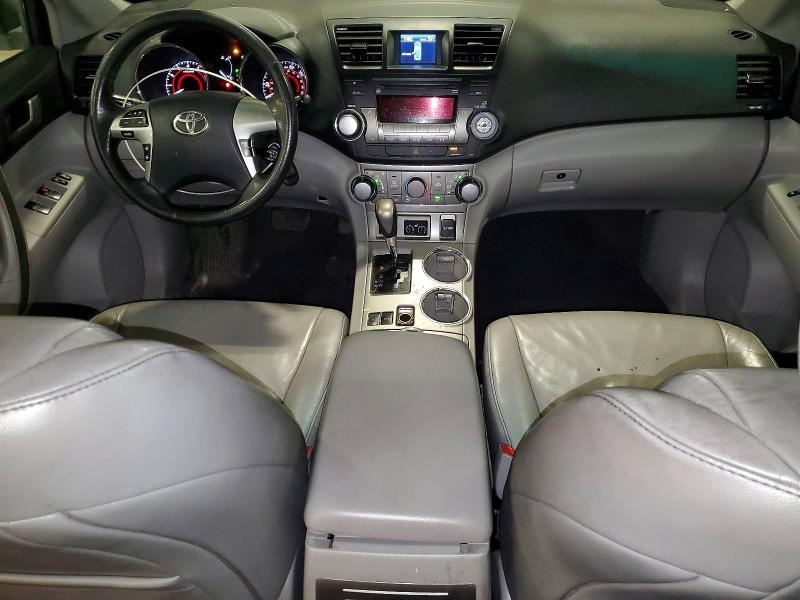 2012 Toyota Highlander se