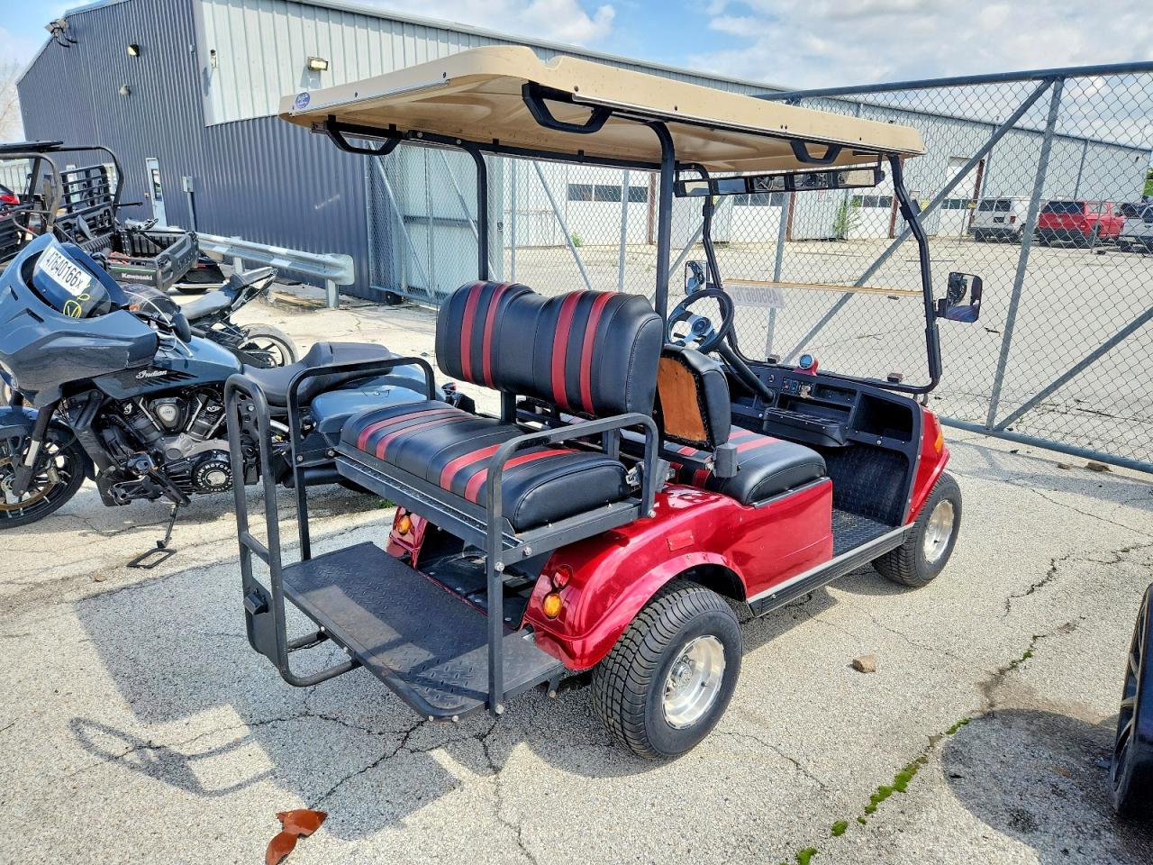 2018 Evolution Golf Cart