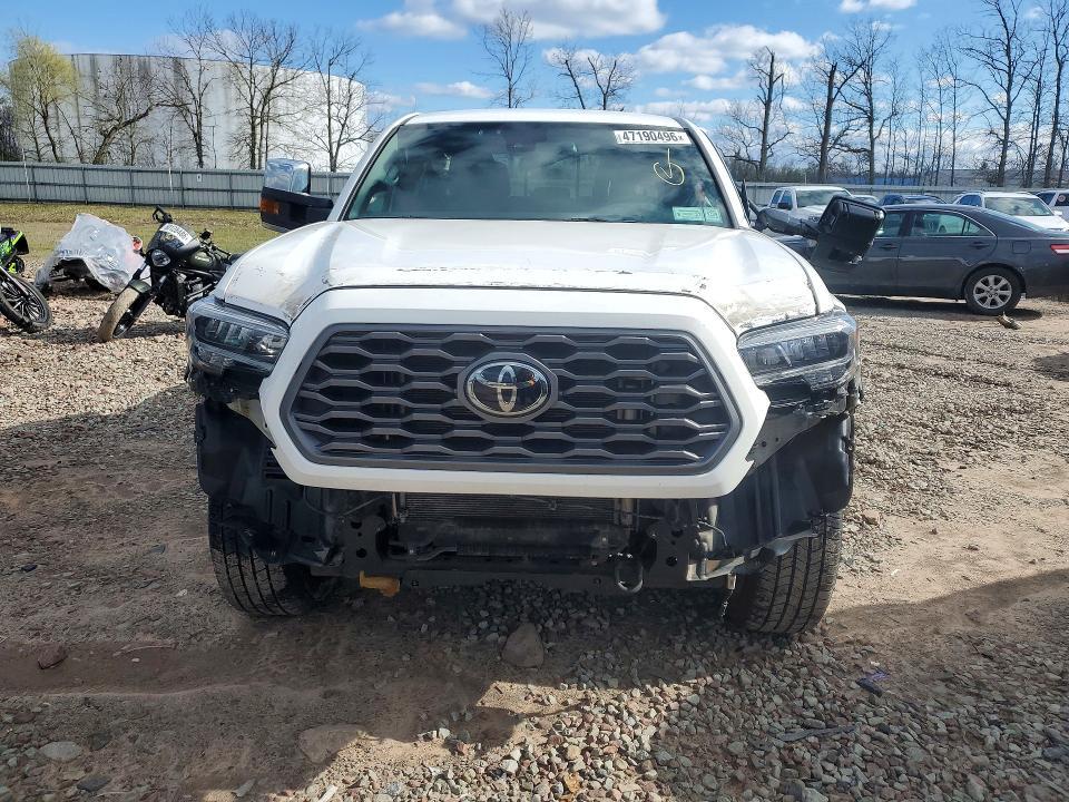 2022 Toyota Tacoma TRD OFF-Road