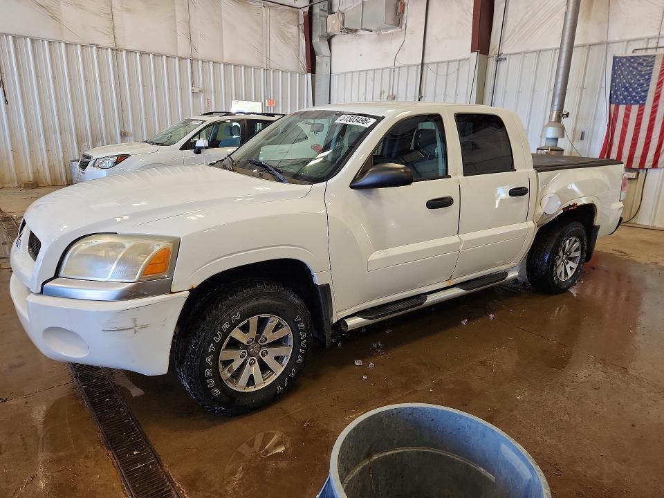 2007 Mitsubishi Raider LS