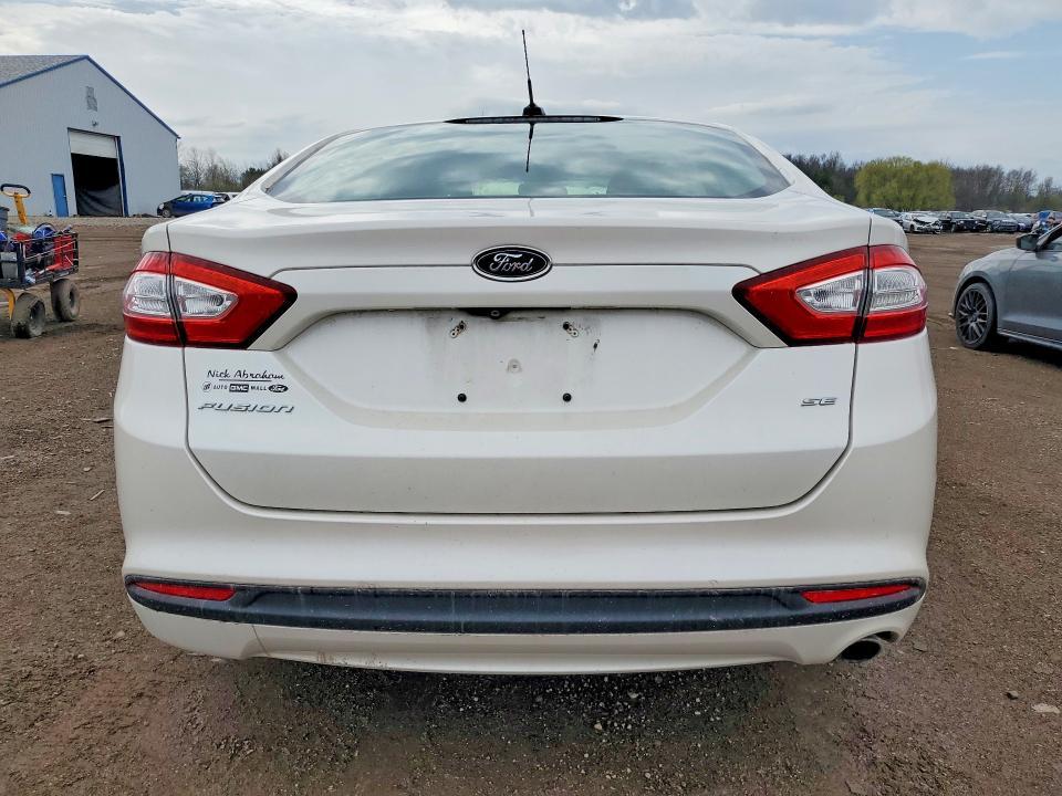 2015 Ford Fusion se