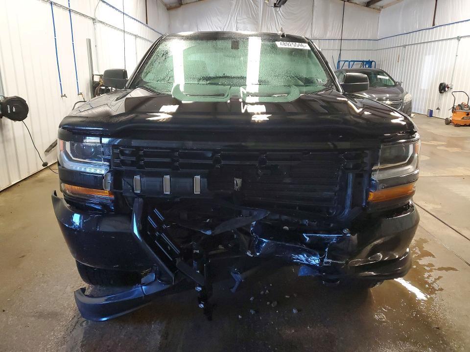 2018 Chevrolet Silverado K1500 Custom