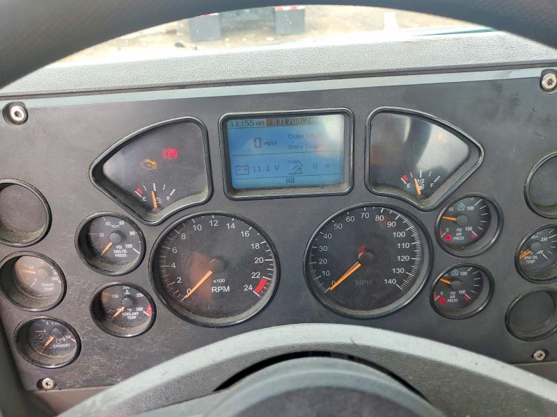 2017 Mack CXU612 Semi Truck