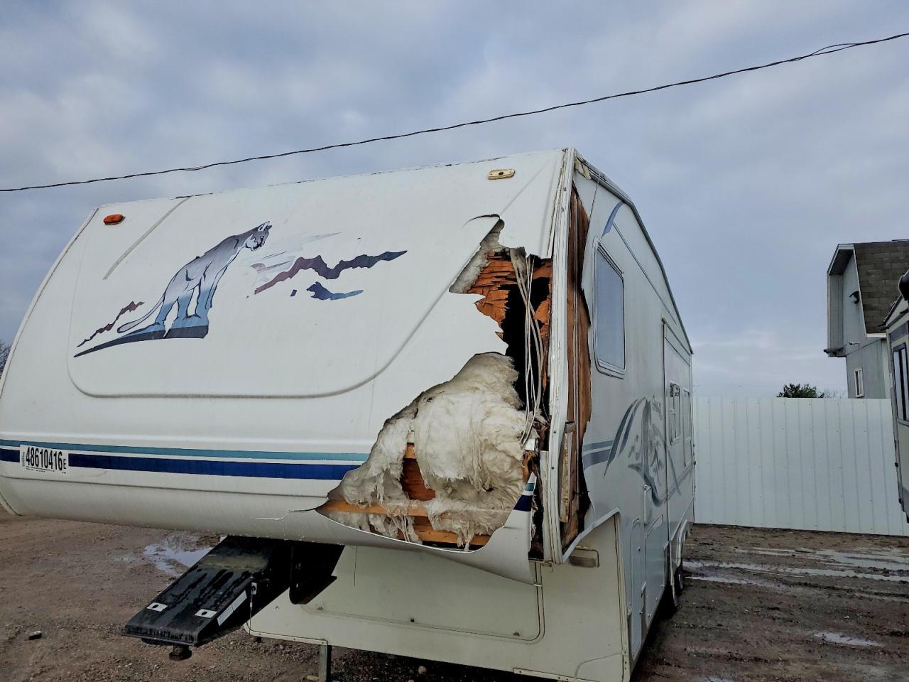 2003 Keystone Cougar Camper