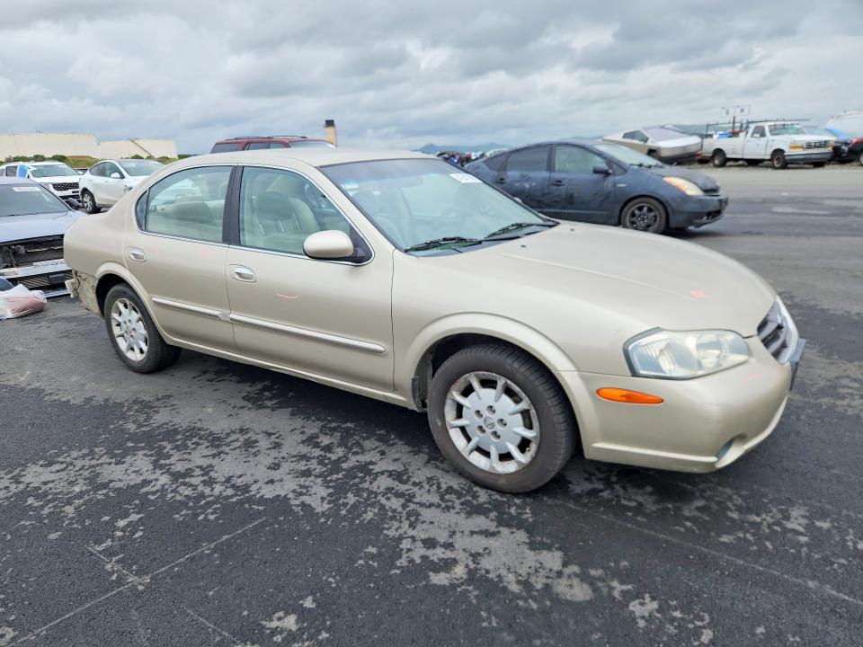 2000 Nissan Maxima gxe