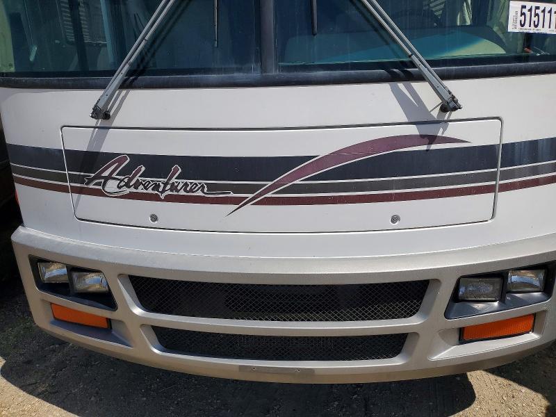 1999 Winn Ebago Adventurer RV