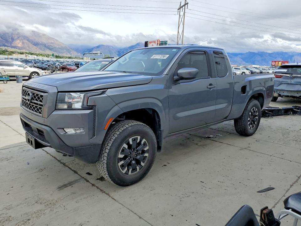 2023 Nissan Frontier SV