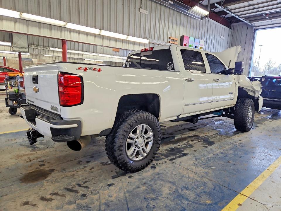 2016 Chevrolet Silverado K2500 High Country