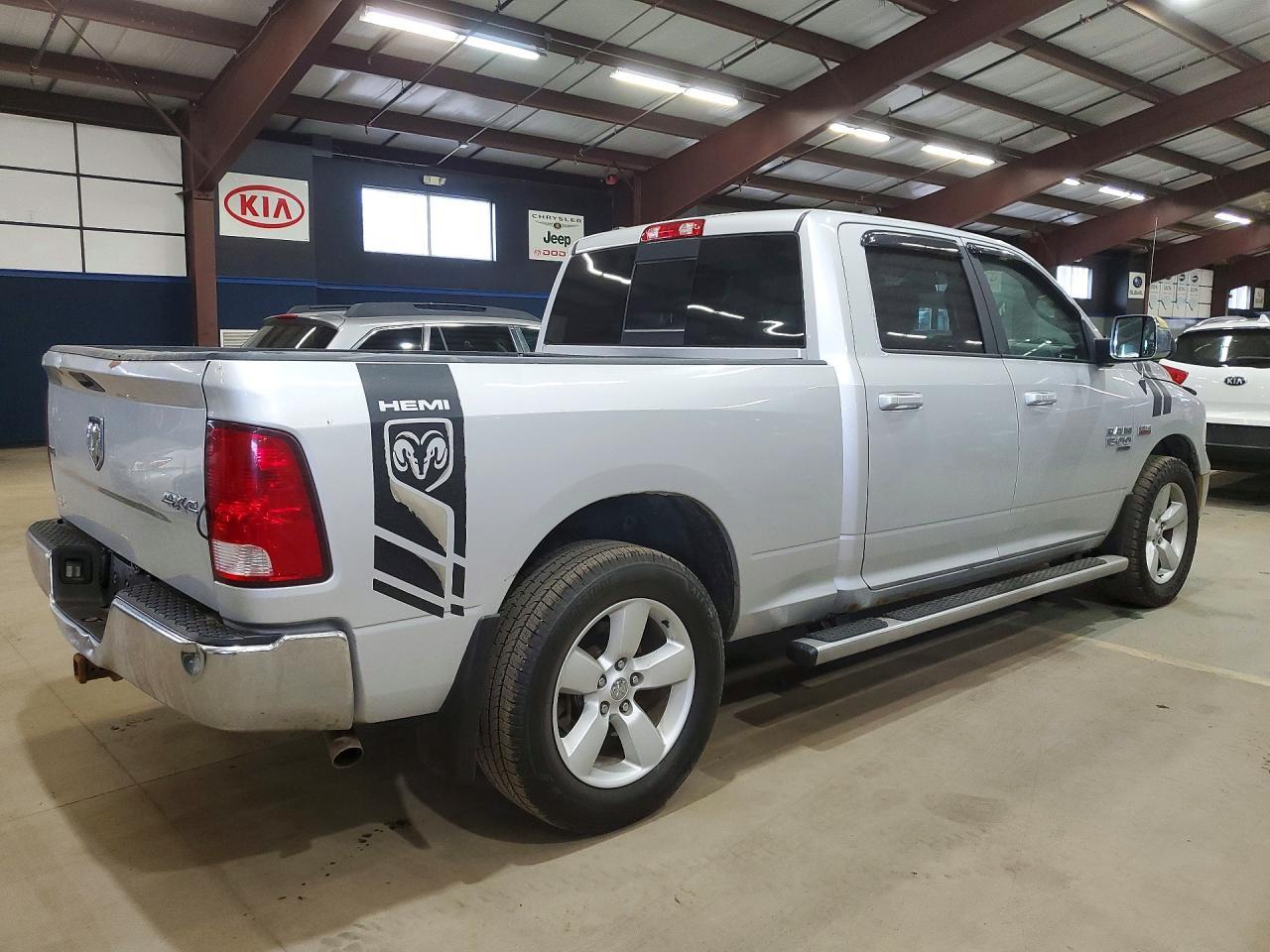 2019 Dodge RAM 1500 Classic SLT