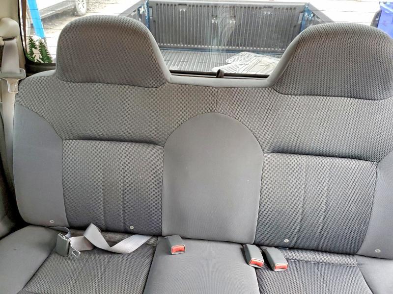 2004 Nissan Frontier Crew Cab XE V6