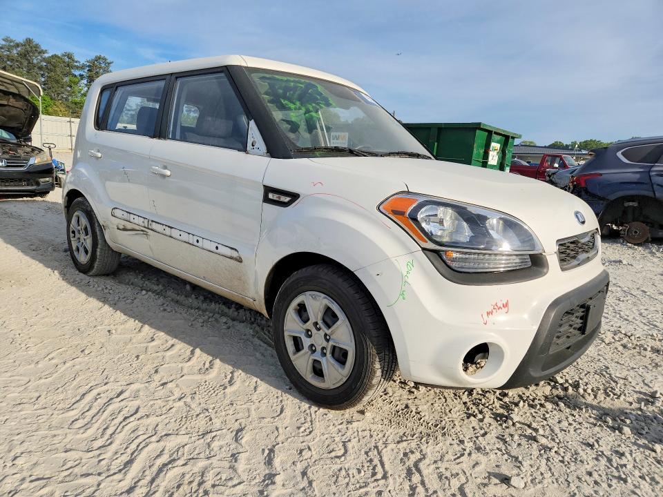 2013 KIA Soul Base