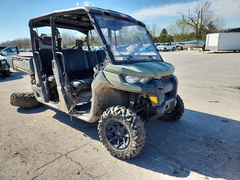 2019 Can-Am Defender max HD8