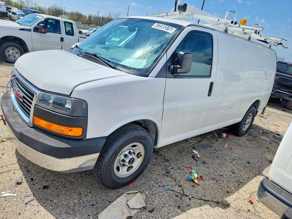 2016 GMC Savana G2500 Utility / Service van