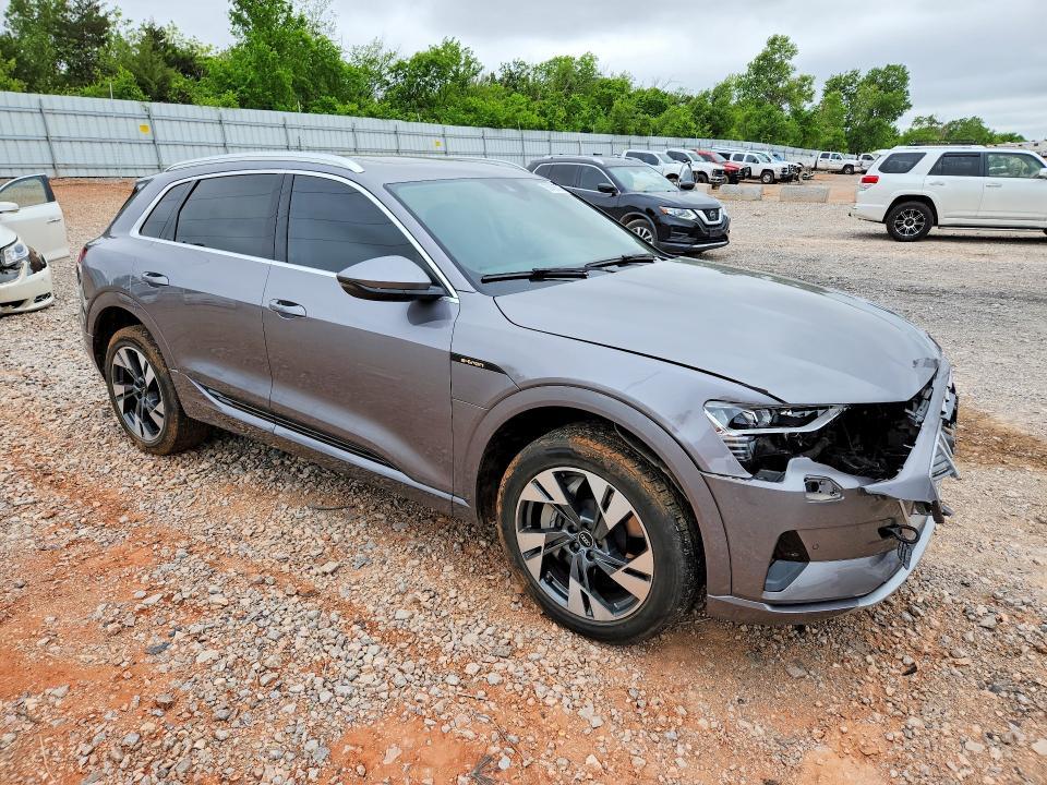 2021 Audi E-tron Premium