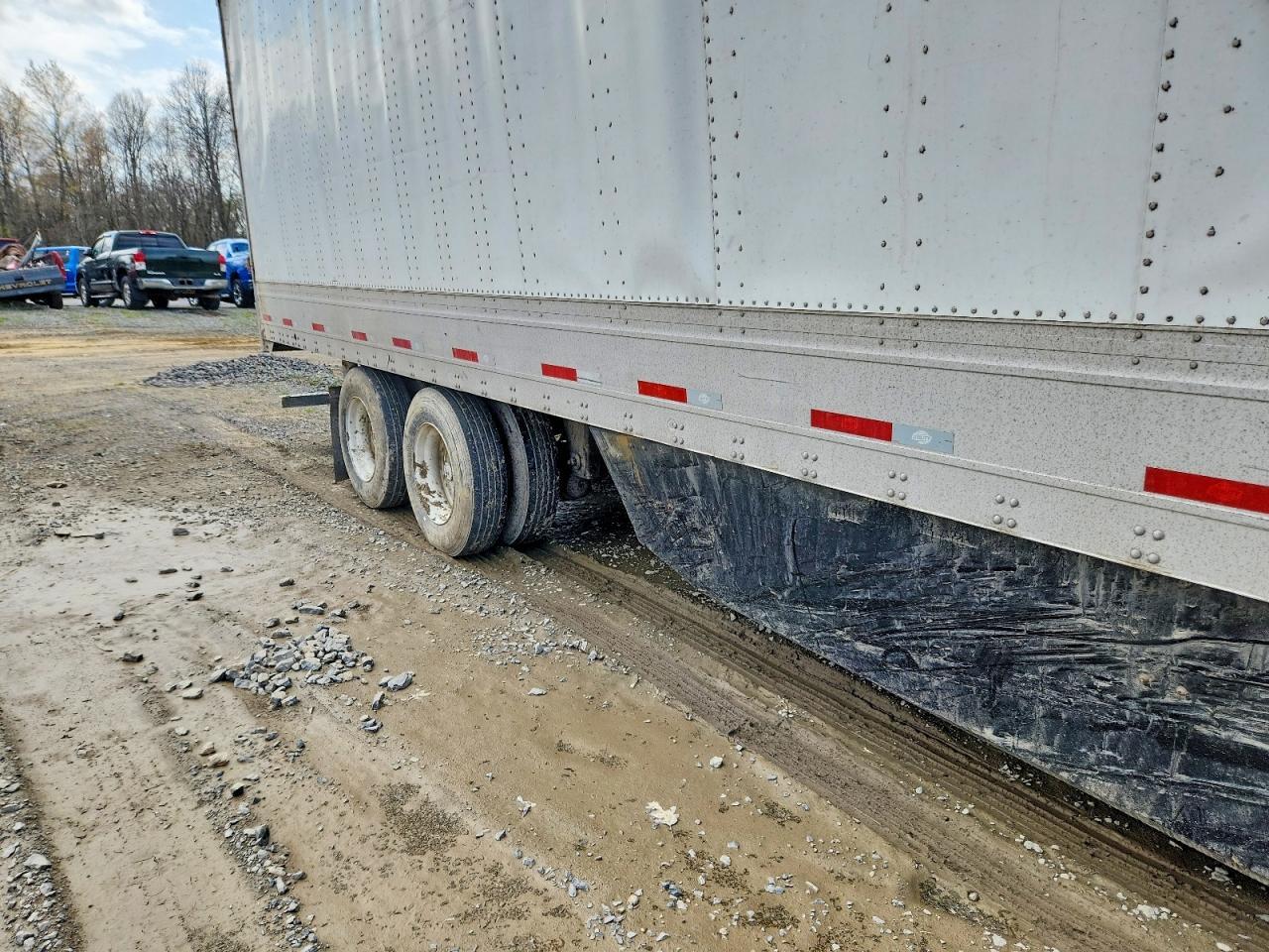 2021 Utility VS2DX DRY Van Trailer