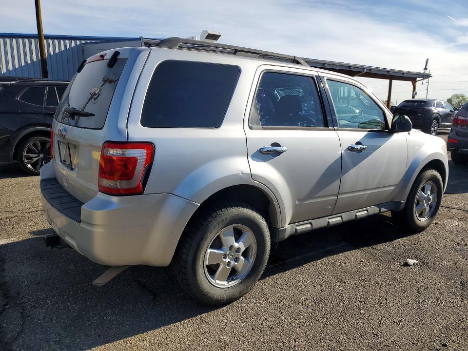 2011 Ford Escape xls