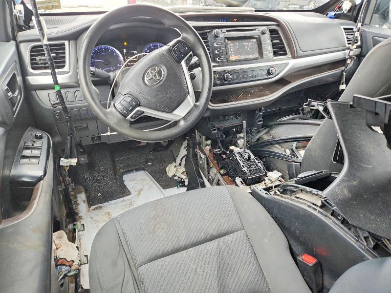 2019 Toyota Highlander le