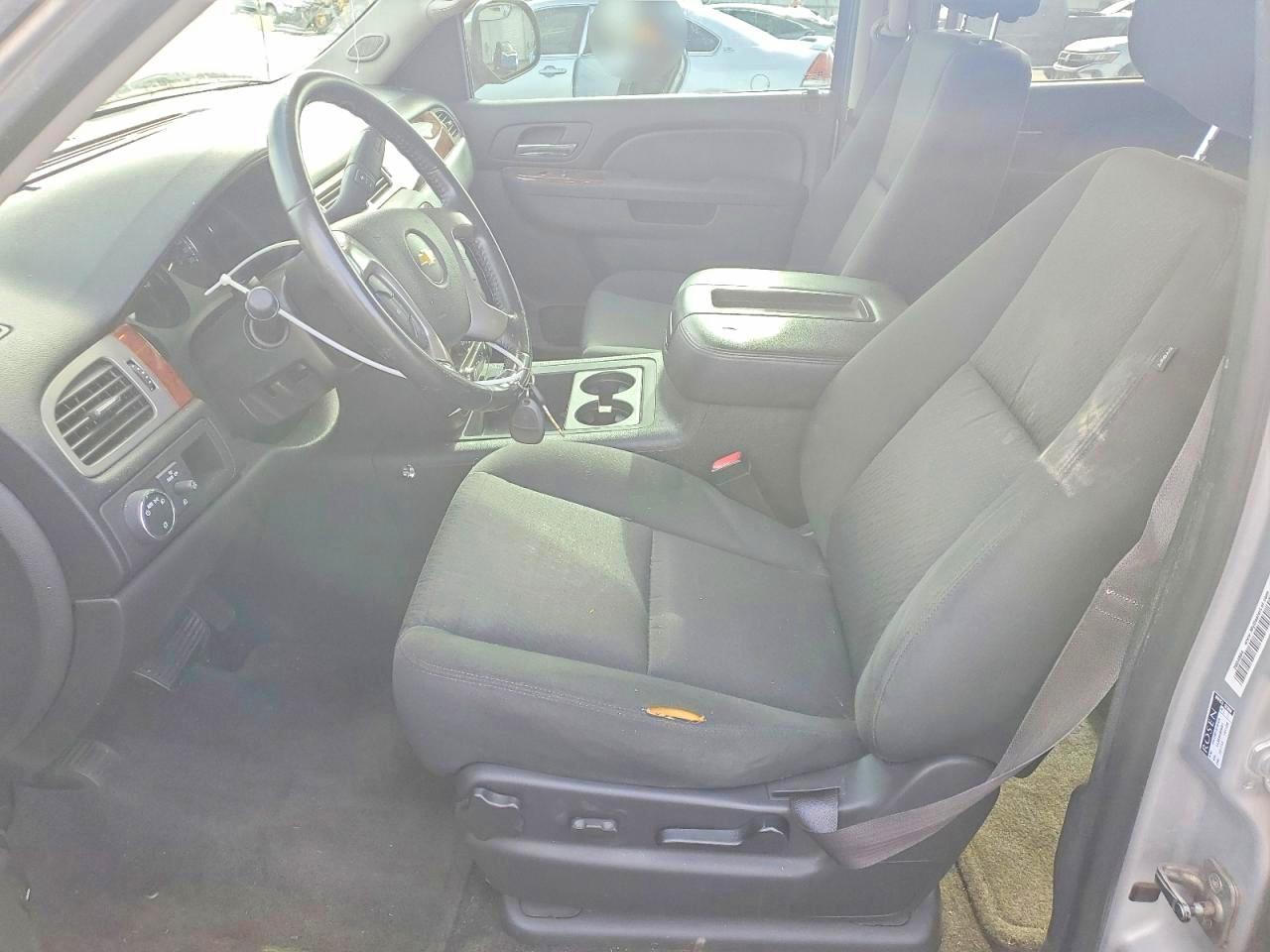 2013 Chevrolet Avalanche LS