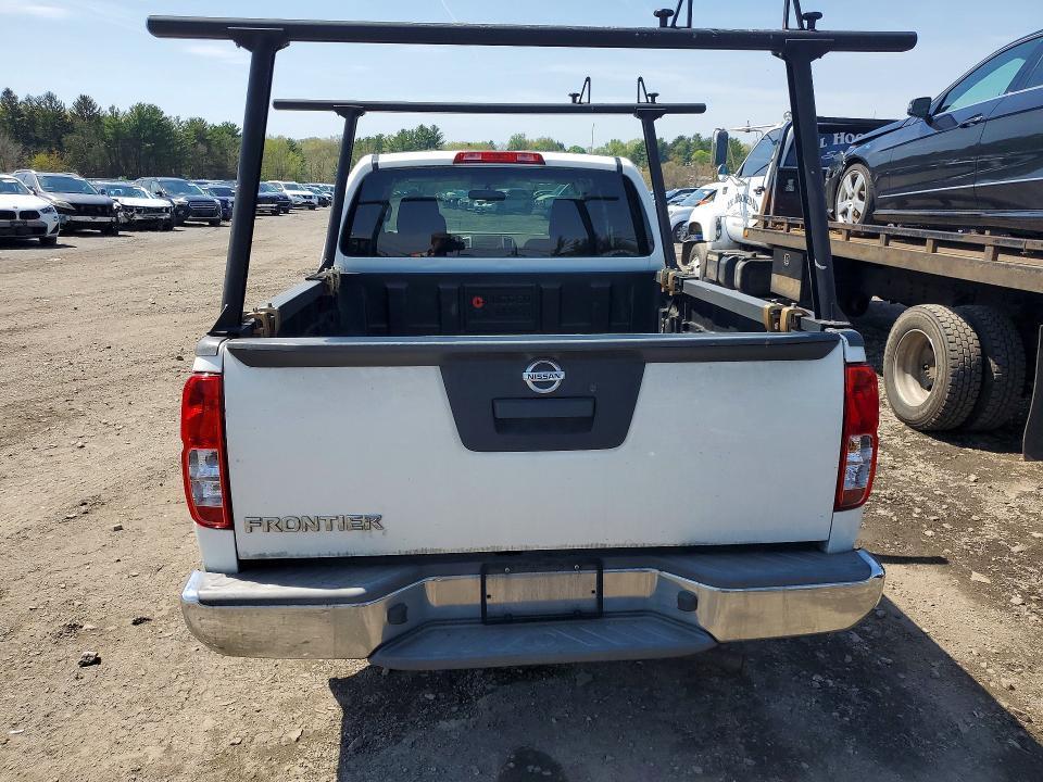 2016 Nissan Frontier s