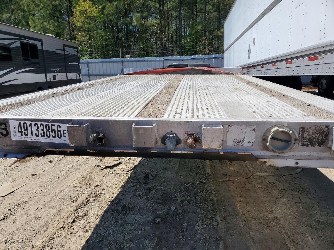 2000 East Texas Long 2000 East Flatbed Trailer