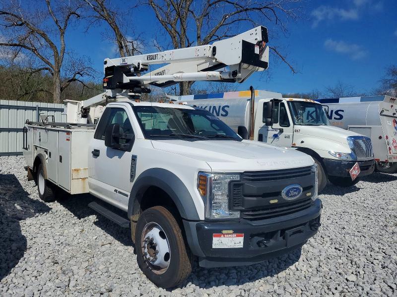 2019 Ford F550 Super Duty Bucket Truck