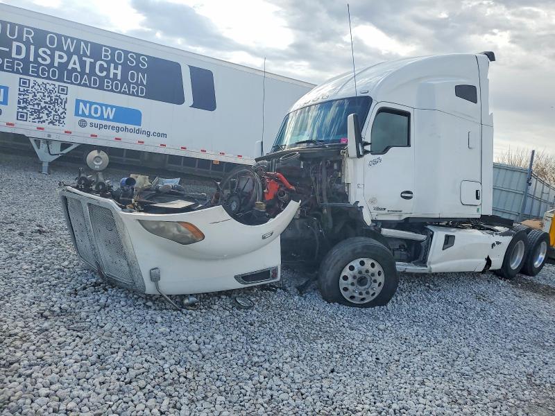 2015 Kenworth Construction T680