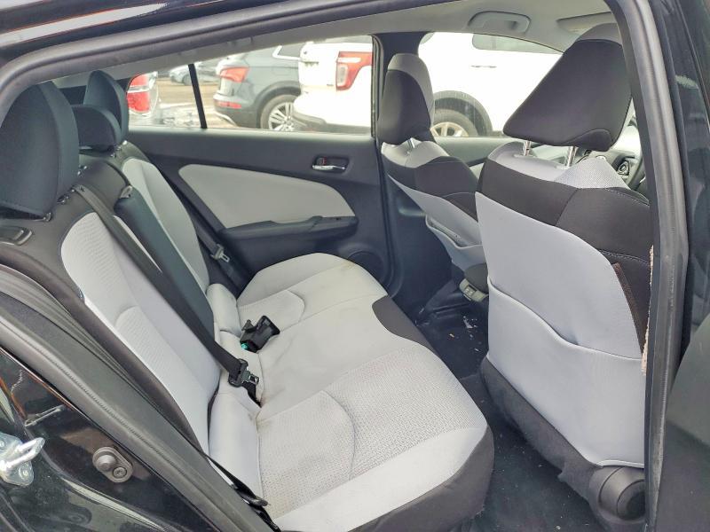 2019 Toyota Prius le