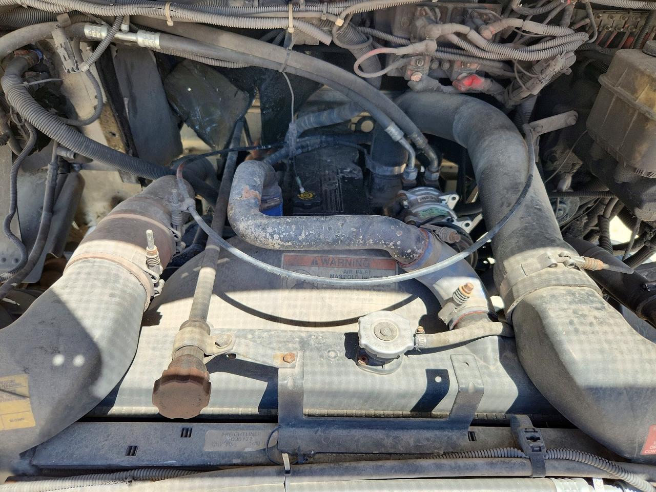 2000 Freightliner MT45G Delivery Truck