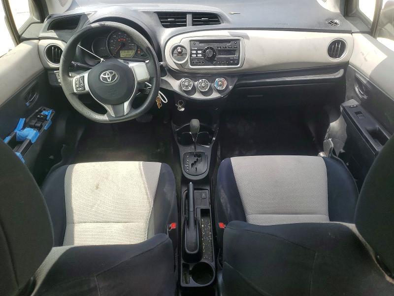 2013 Toyota Yaris 5-door le