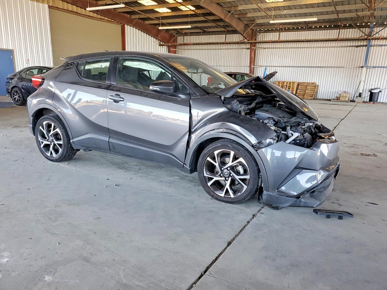 2018 Toyota C-hr xle Premium