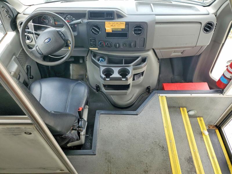 2017 Ford Econoline
