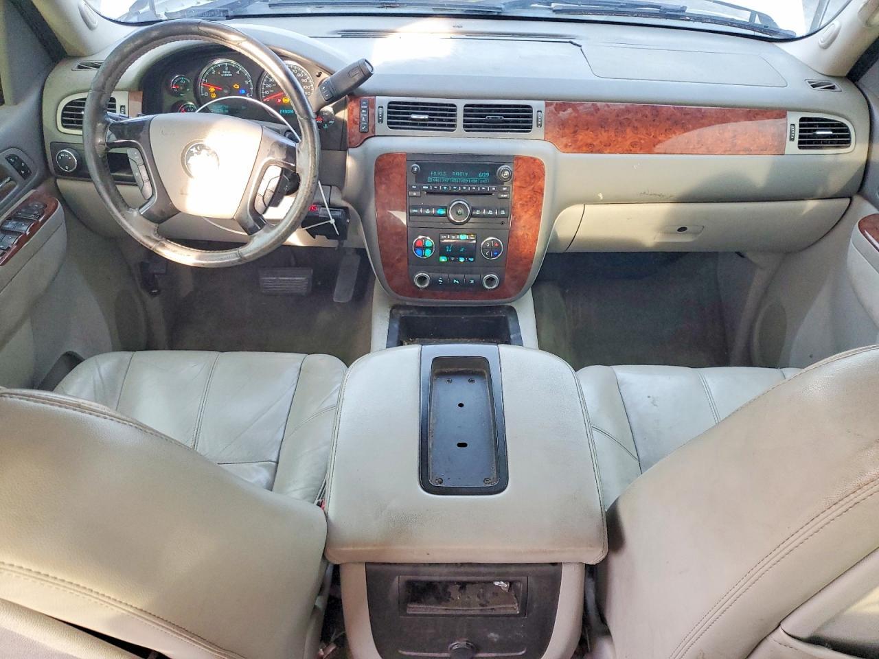 2011 Chev Silverado C1500 LTZ