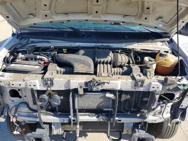 2014 Ford Econoline E350 Super Duty Wagon