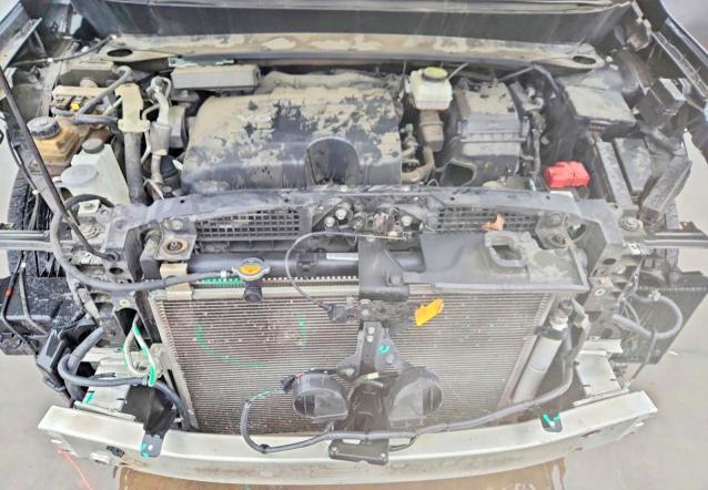 2017 Nissan Pathfinder sv