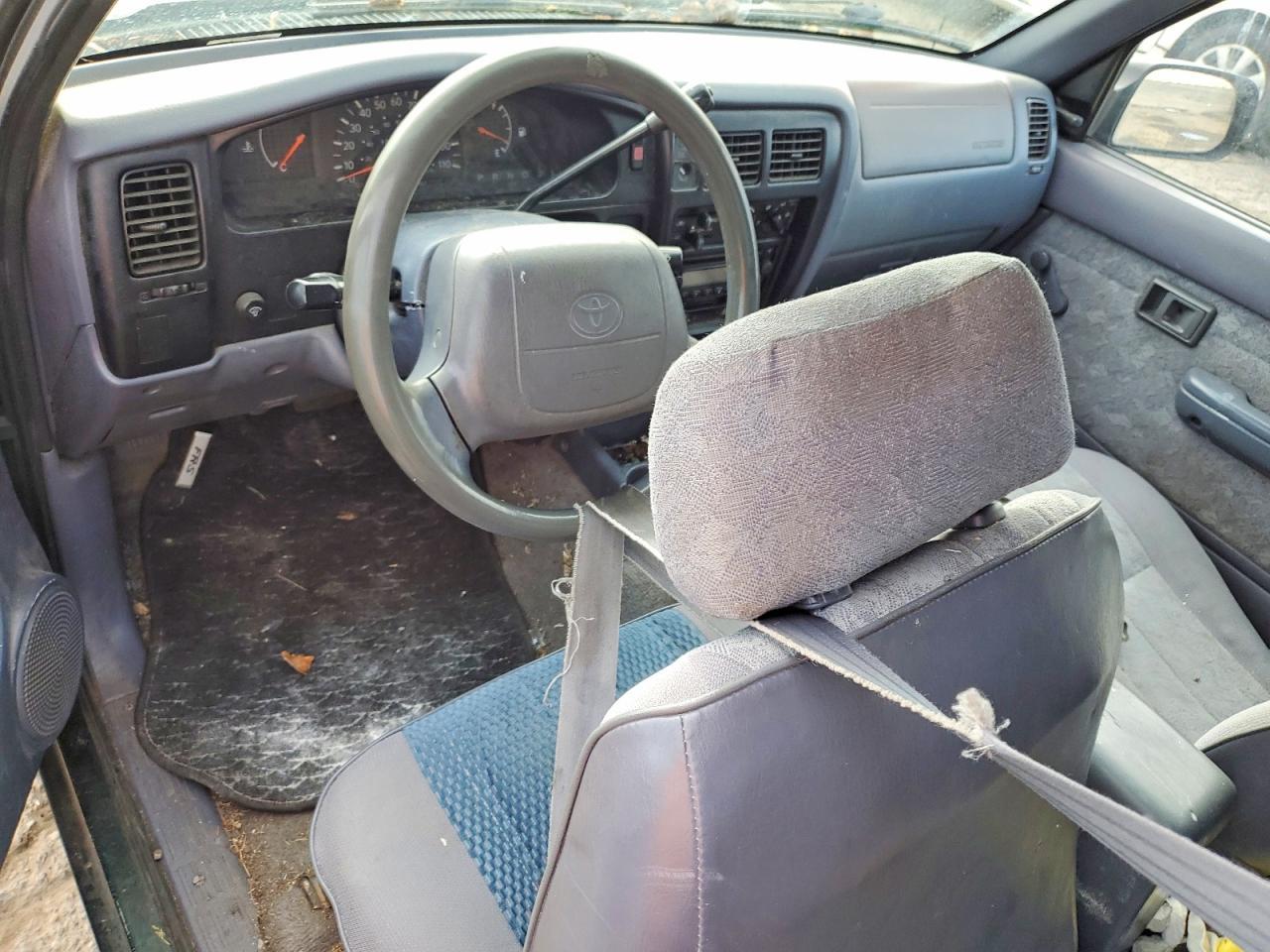 2000 Toyota Tacoma Base