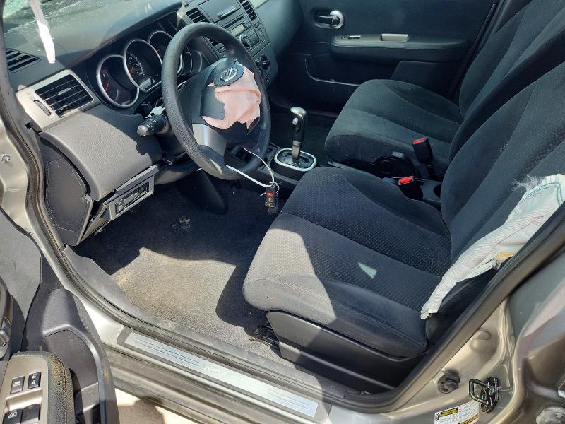 2011 Nissan Versa 1.8 s