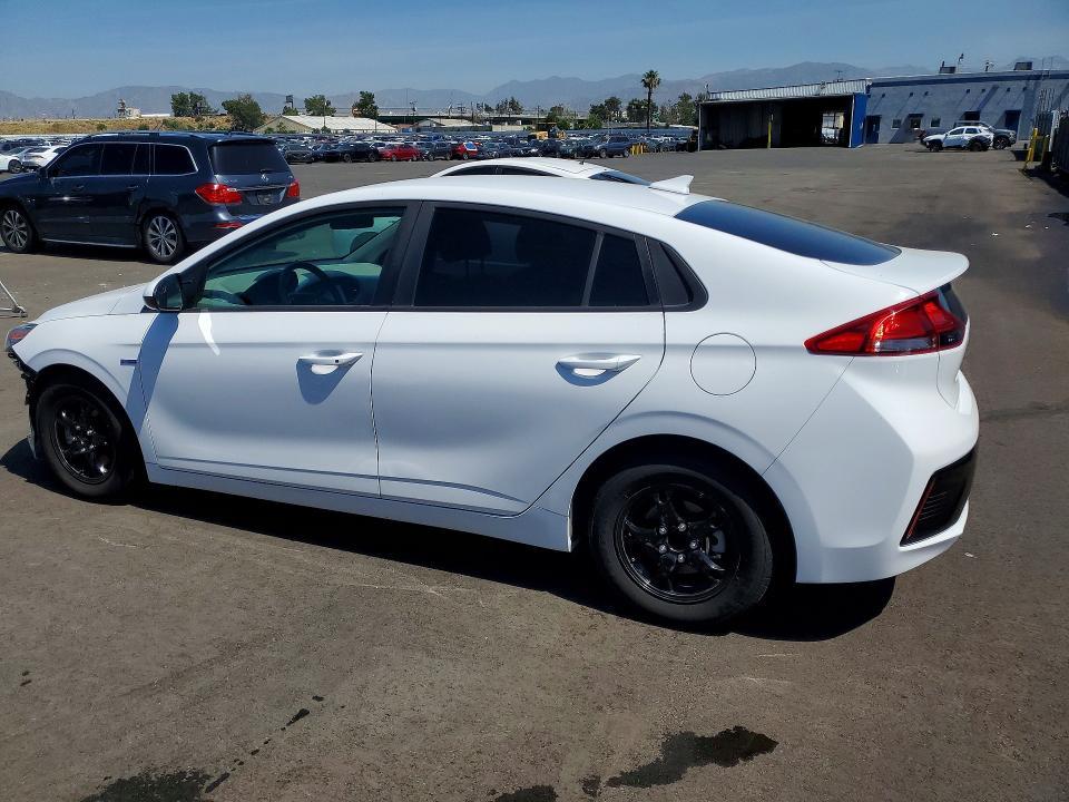 2017 Hyundai Ioniq Hybrid Blue
